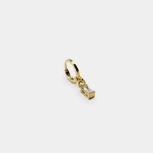 Load image into Gallery viewer, Cubic baguette huggie