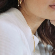 Load image into Gallery viewer, The Twist Necklace