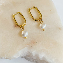 Load image into Gallery viewer, Long Pearl hoops