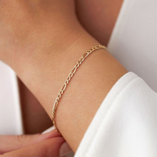 Load image into Gallery viewer, Figaro Bracelet