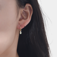 Load image into Gallery viewer, Dainty opal Hoop