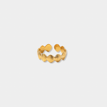 Load image into Gallery viewer, Scallop Ring