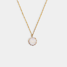 Load image into Gallery viewer, Shell we Dance Necklace